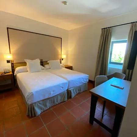 De 4* Jaén